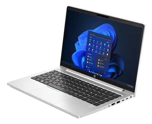 Laptop Dell 15 DC15255, 15.6" 1920x1080 Full HD, AMD Ryzen 5 7520U, 8GB, 512GB SSD, Windows 11 Home, Español